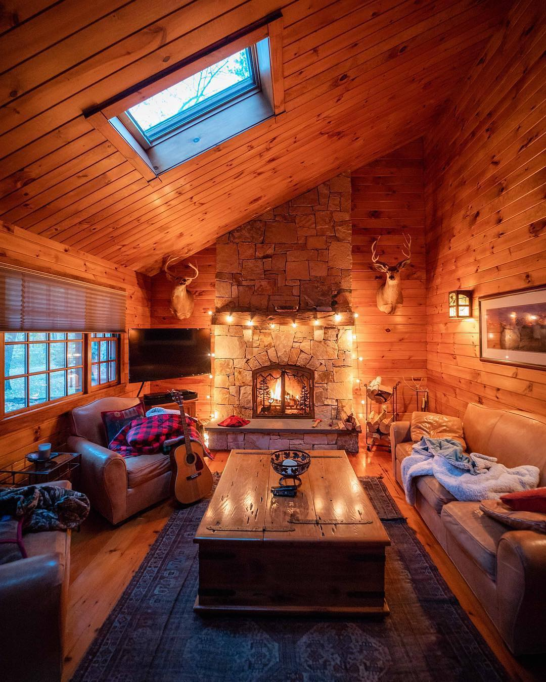 Cozy Cabin : R/Cozyplaces throughout From Cozy Corners to Efficient Workflows Small Bakery Design Inspiration