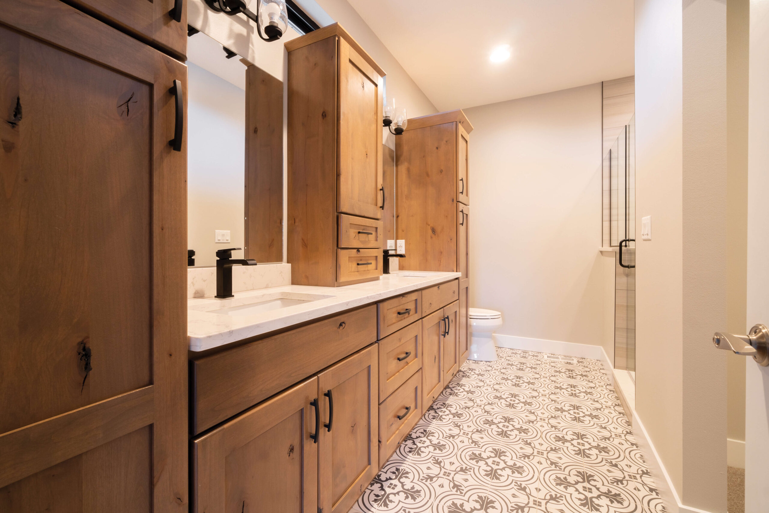 Dream Master Bath Vanity Ideas &amp;Amp; Inspiration | Bertch within