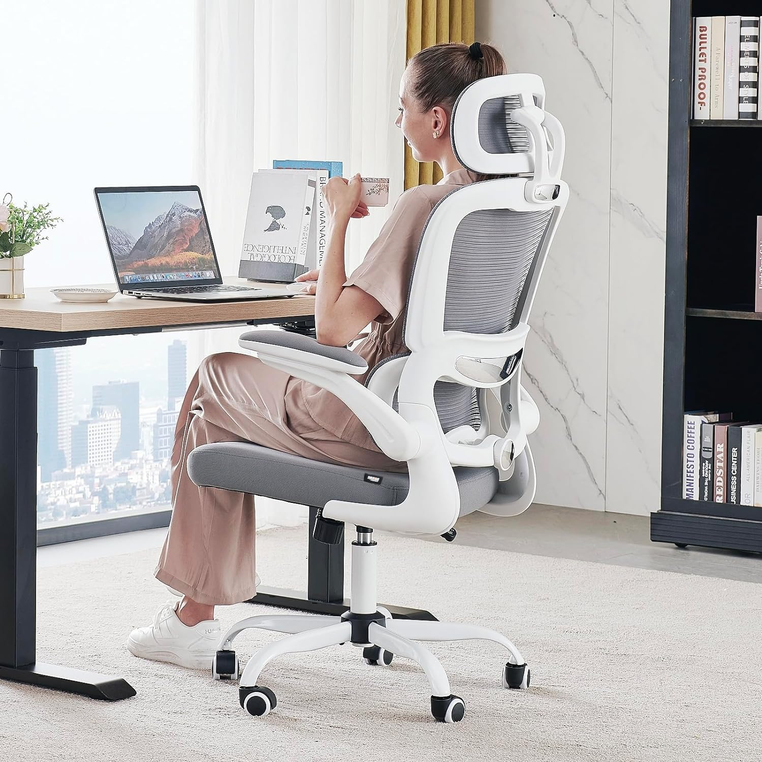 Ergonomic Excellence How High-Raising Office Chairs Can Transform Your Comfort