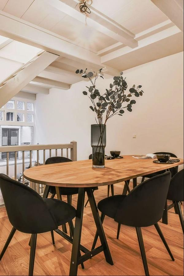Enhancing Your Space With Oval Dining Tables with regard to