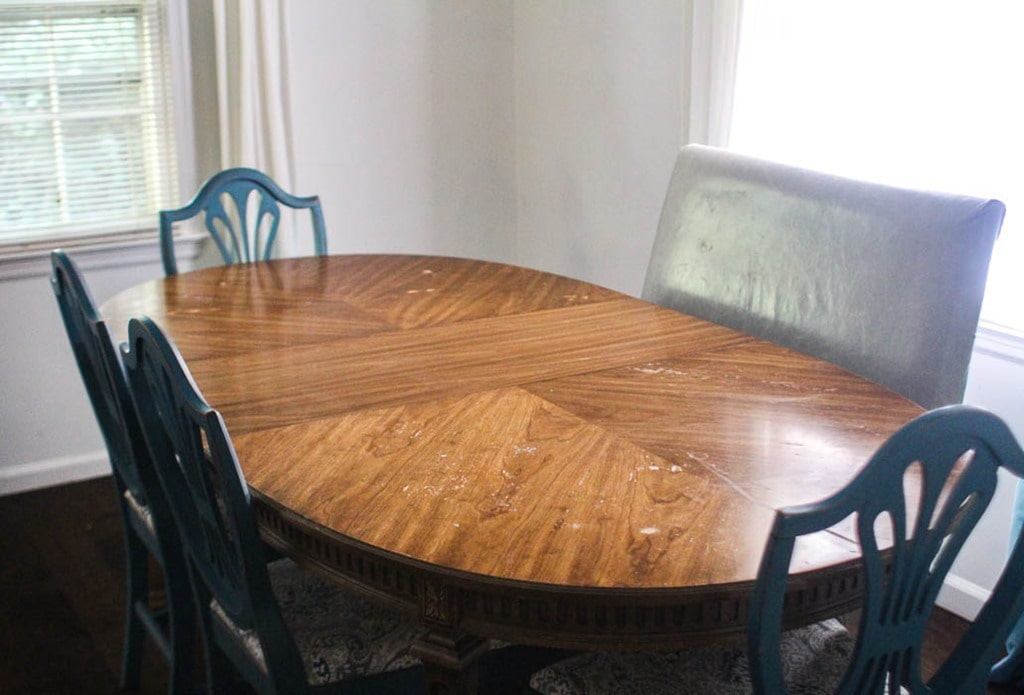 Exquisite Refinishing: Transform Your Dining Room Tables within The Ultimate Guide to Refinishing Your Dining Room Table