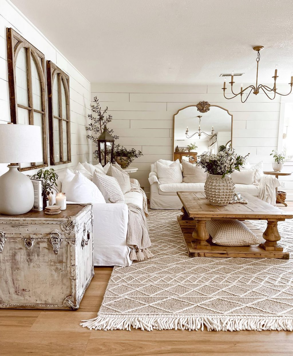 Farmhouse Living Room Photos | Cabinets Matttroy with regard to Your Guide to Creating a Welcoming Small Farmhouse Living Area