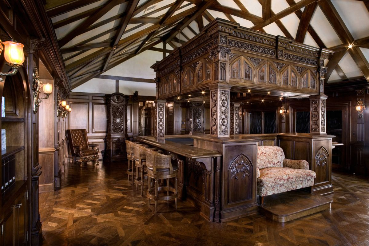 Gothic Home Decor: Tips To Bring This Dramatic Look Home in Gothic Home Design Ideas