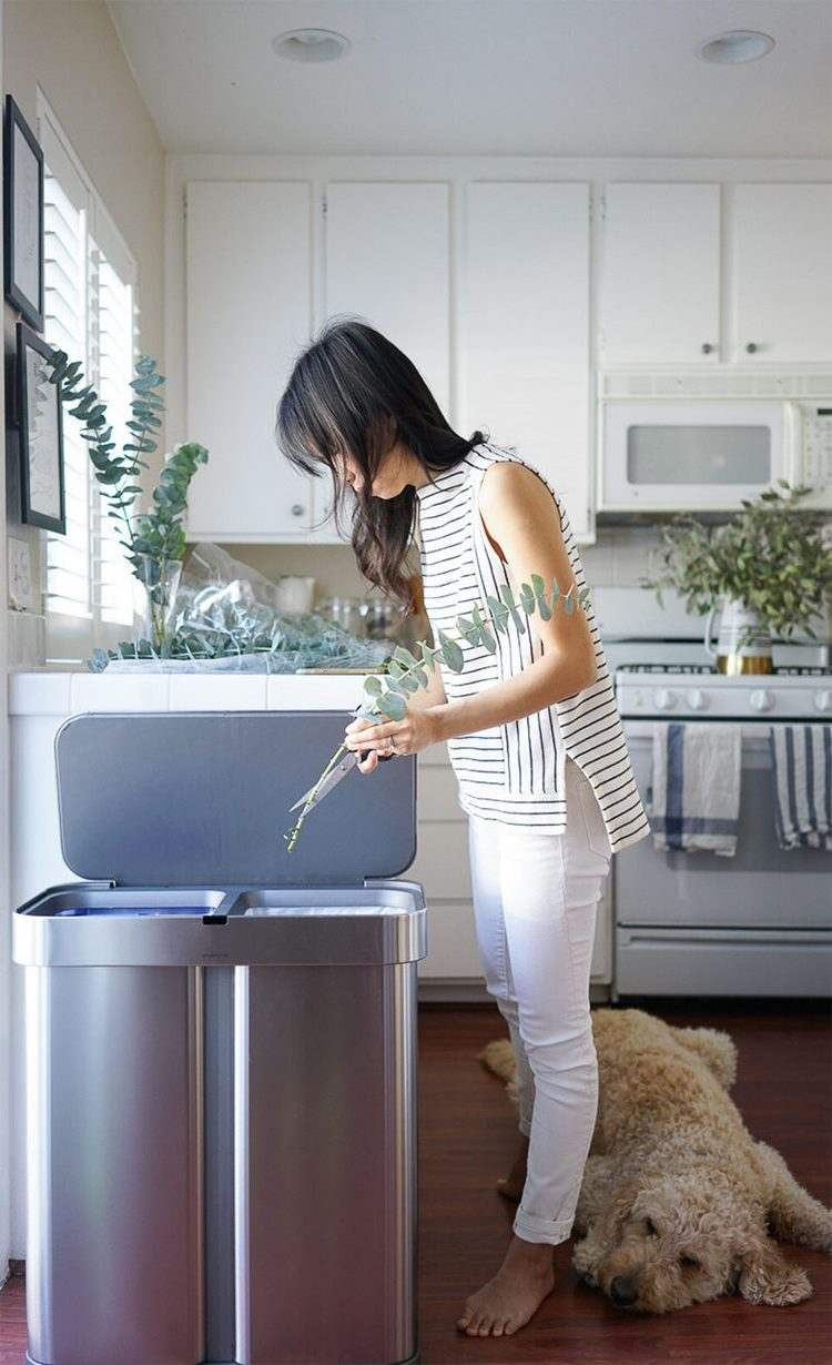 How To Choose A Practical And Functional Kitchen Trash Can? pertaining to