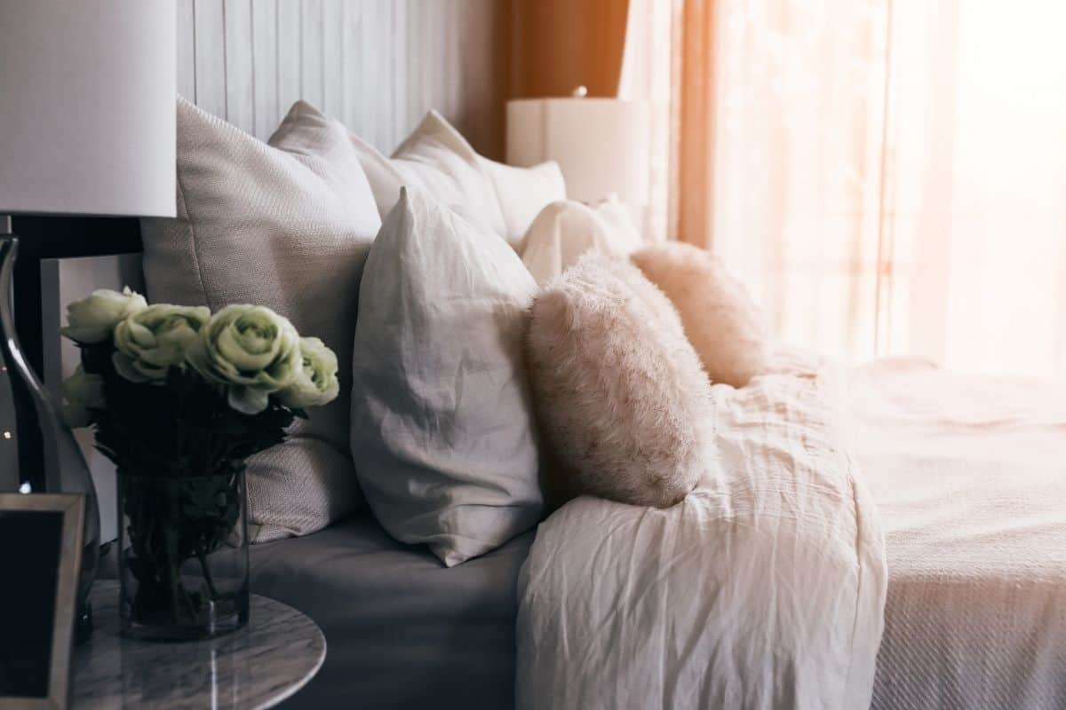 How To Create A Relaxing And Cozy Bedroom Sanctuary - The Simplicity Habit pertaining to