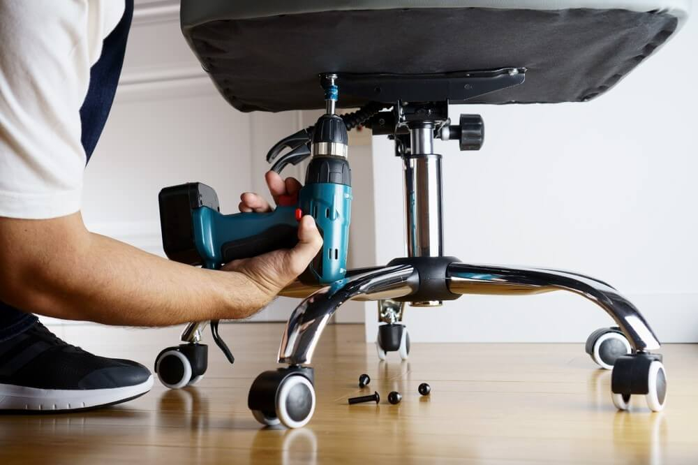 The Common Culprits Behind an Office Chair That Won’t Stay Up