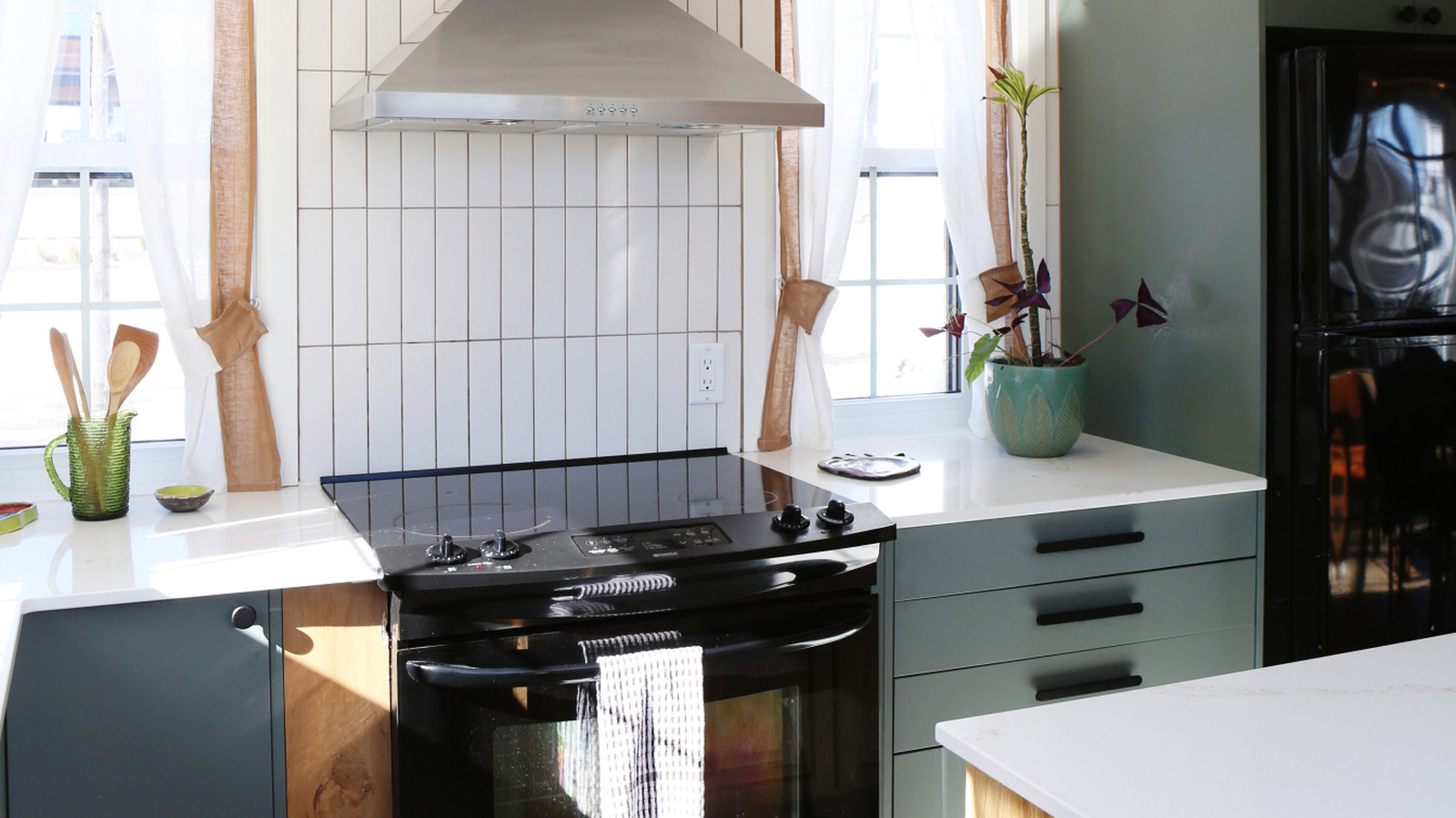 How To Make Mixed Kitchen Cabinets Look Cohesive within Creating a Cohesive Look with Modern Kitchen Furniture Styles