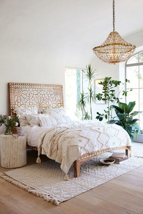 How To Turn Your Bedroom Into An Oasis Of Calm - L'essenziale regarding Transform Your Bedroom Into a Haven of Calm and Relaxation