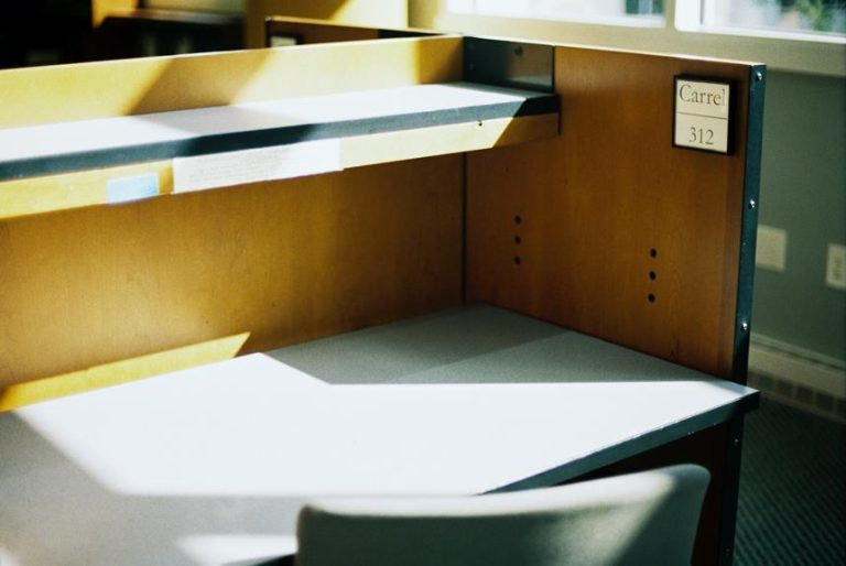 Is A Narrow Desk With Shelves The Perfect Home Office Solution ... in
