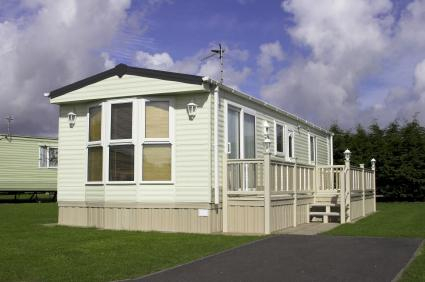 Mobile Home Decorating: 15 Steps To Uniqueness | Lovetoknow regarding Mobile Home Design Ideas
