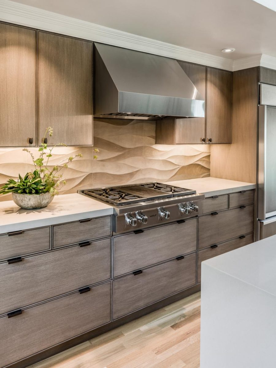 From Minimalist to Bold Modern Backsplashes for Every Kitchen Style