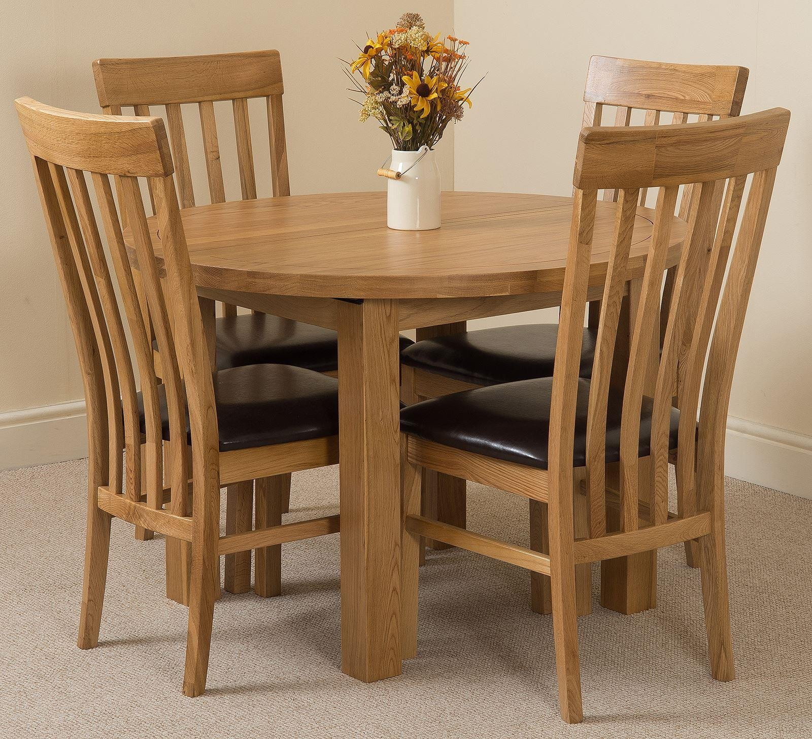Oak Dining Table with How Solid Oak Dining Tables Enhance Your Home's Ambiance