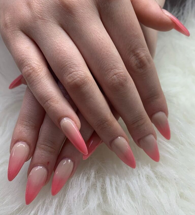 Oasis Nails Salon in