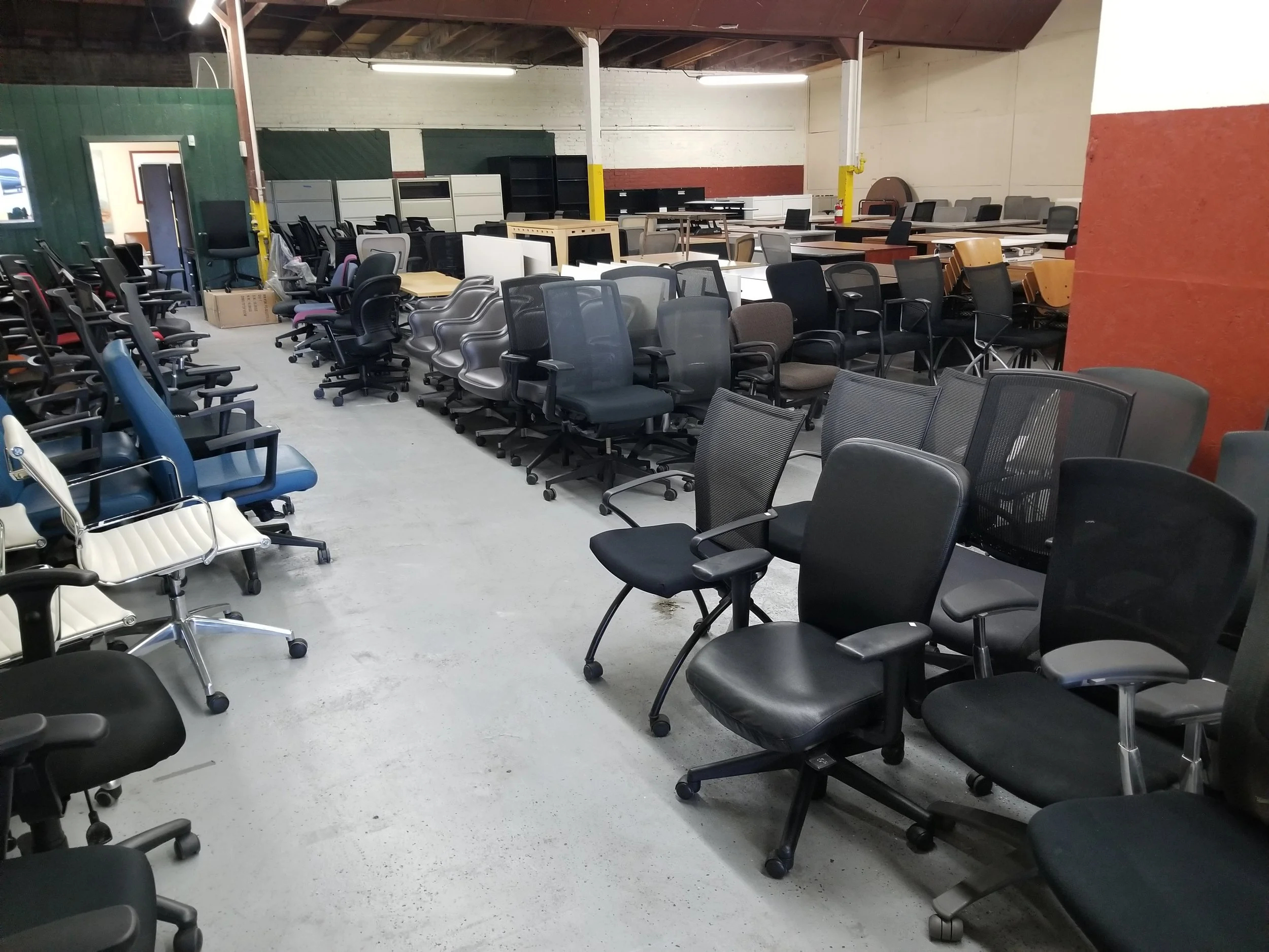 Office Chairs — Metal Cabinet Liquidators in Understanding the Nuances of Office Chair Liquidation for Businesses