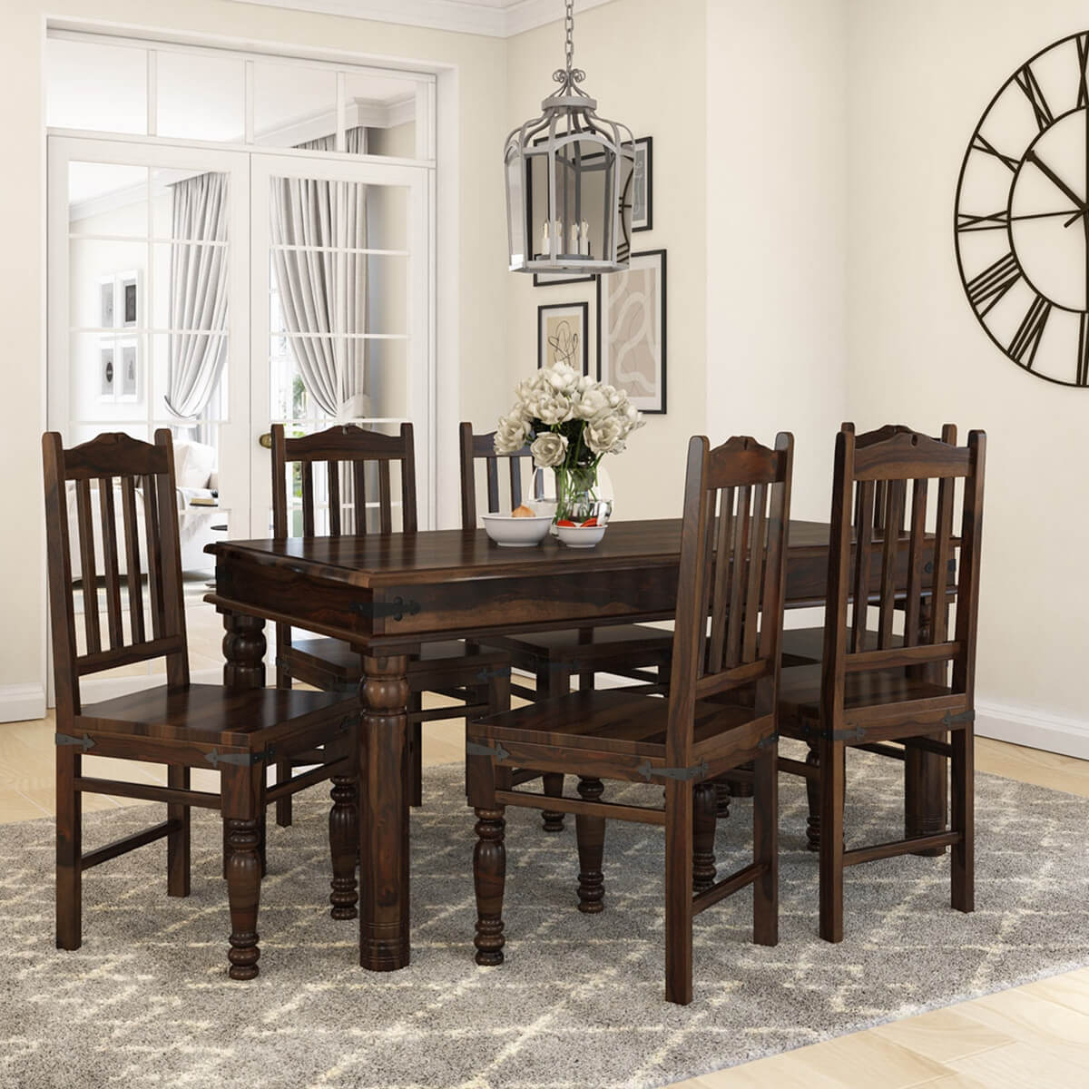 How to Choose a Country Dining Table Set That Lasts