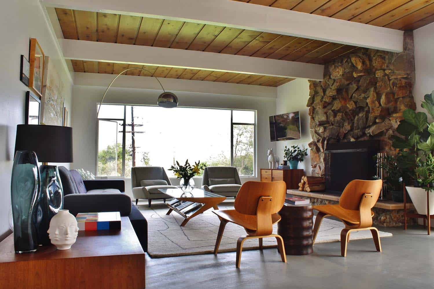Navigating Color Palettes for Your Mid Century Modern Design