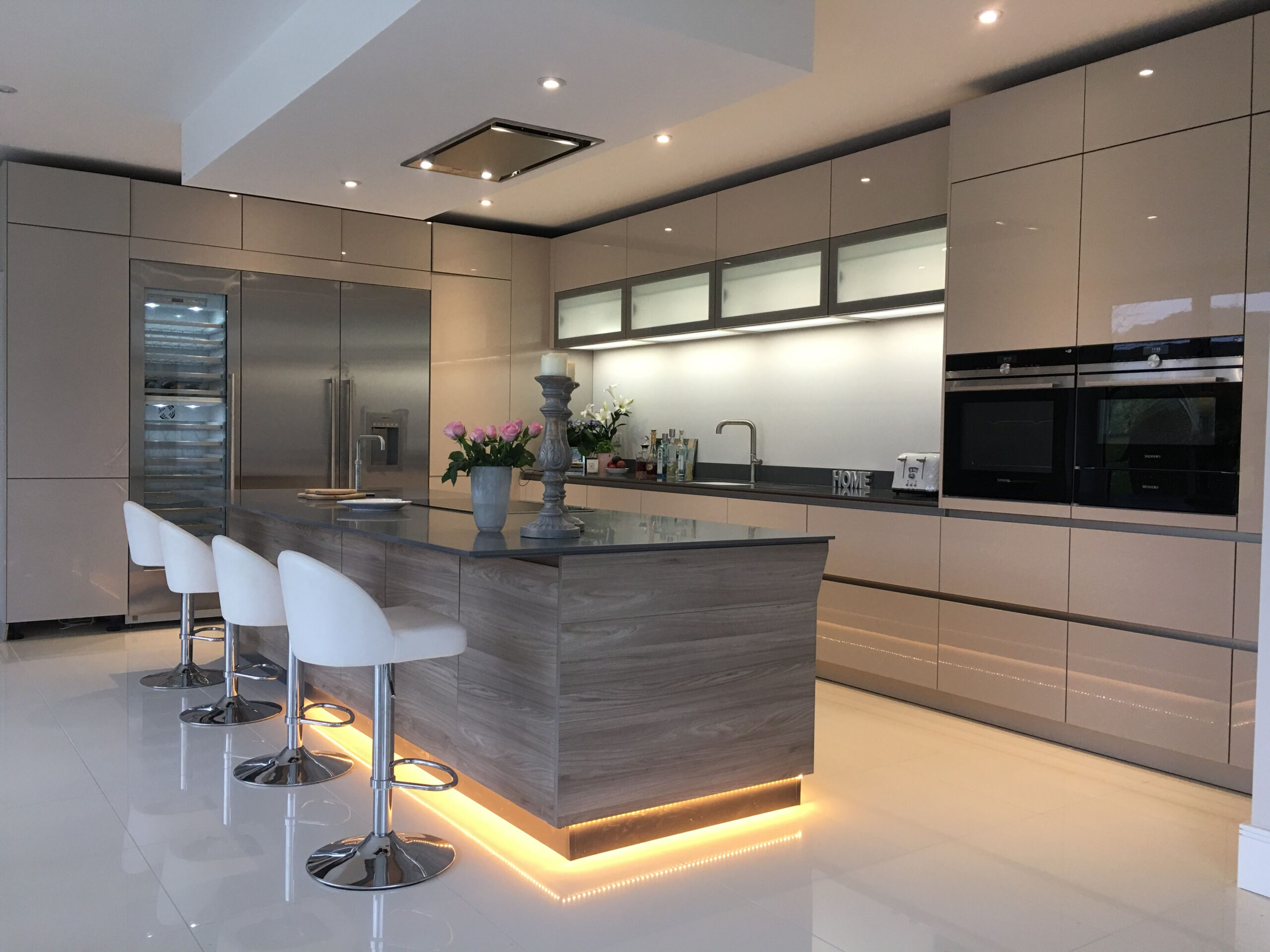 Pin By Elio Severiano On Kitchens | Modern Kitchen Design, Luxury ... throughout Creating a Cohesive Look with Modern Kitchen Furniture Styles