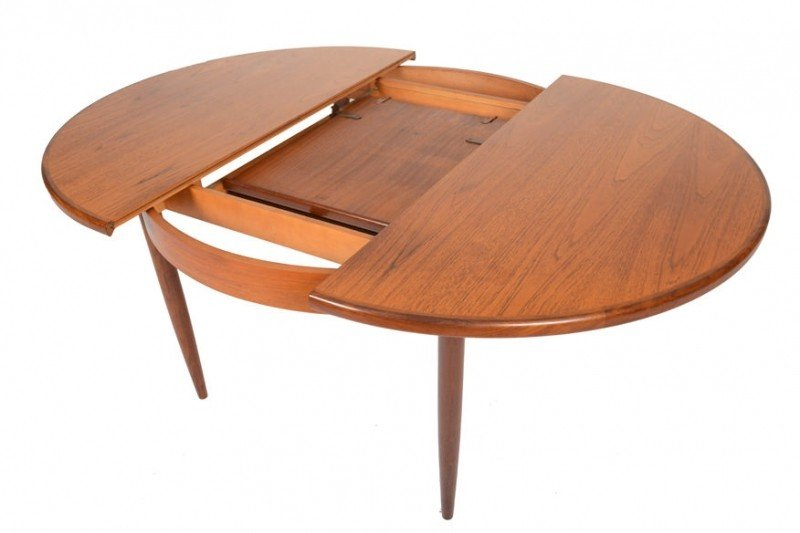 Round Dining Table W/ Leaf - Designer Picks &amp;Amp; Photos in Choosing the Perfect Round Dining Table with a Butterfly Leaf for Your Home