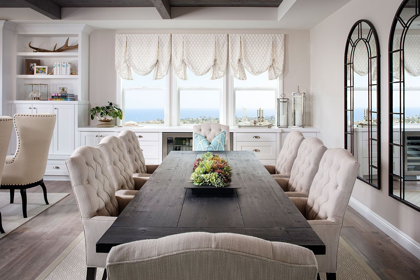 Exploring San Diego’s Unique Dining Room Table Options