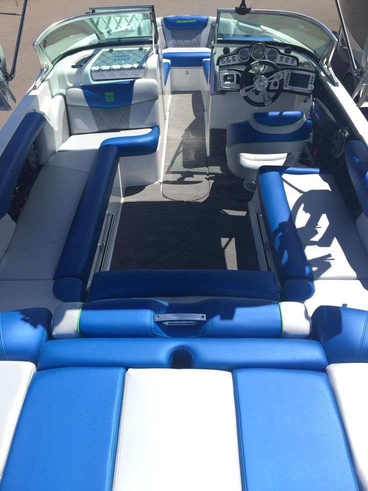 Ski Boat Interior Design | Blue And White Seats for