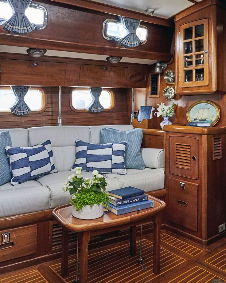 Snowhawk-Wooden-Sailing-Yacht-Sloss-Interior-Sofa Yacht Decor Boat ... for