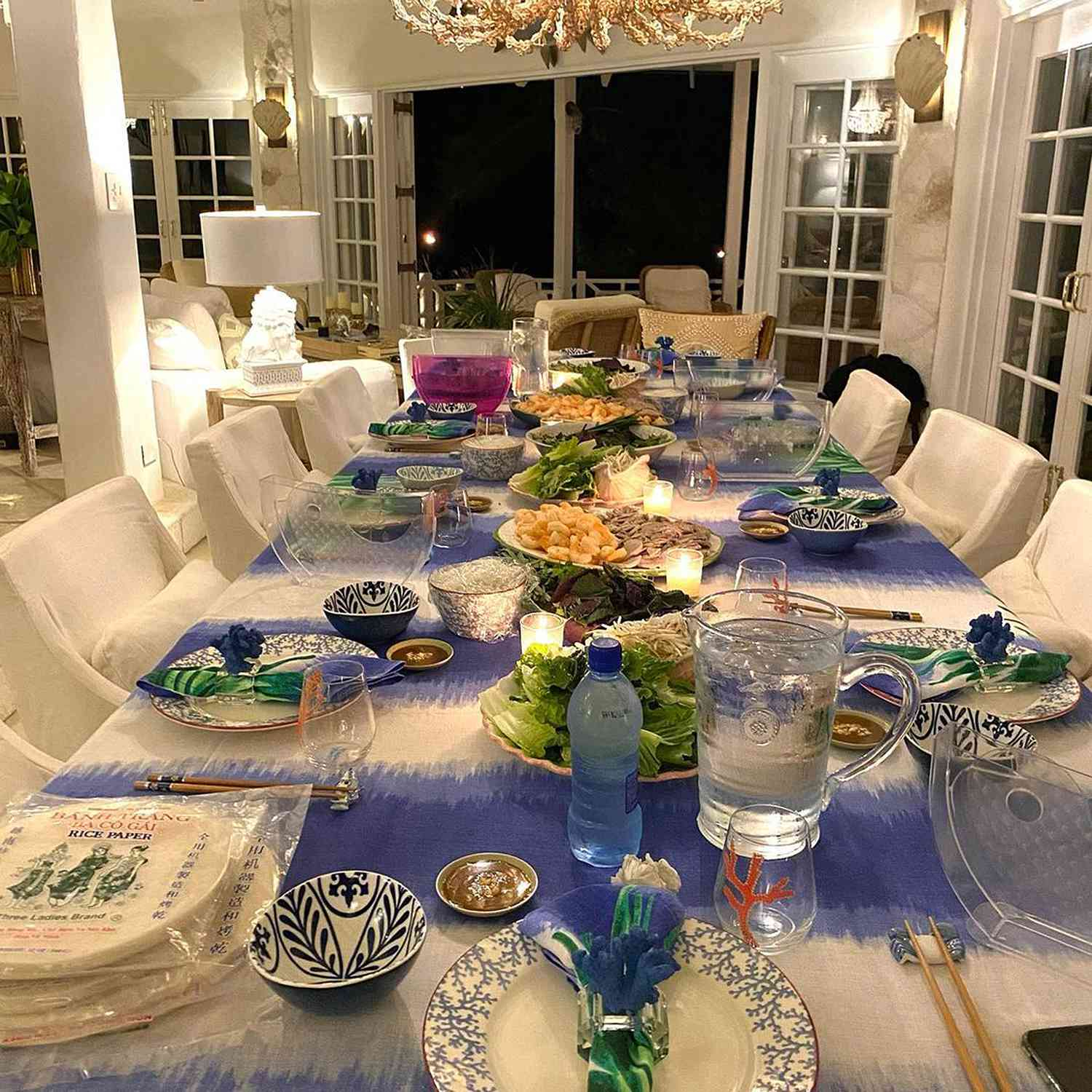 How to Achieve Sofia Vergara’s Chic Dining Room Ambiance
