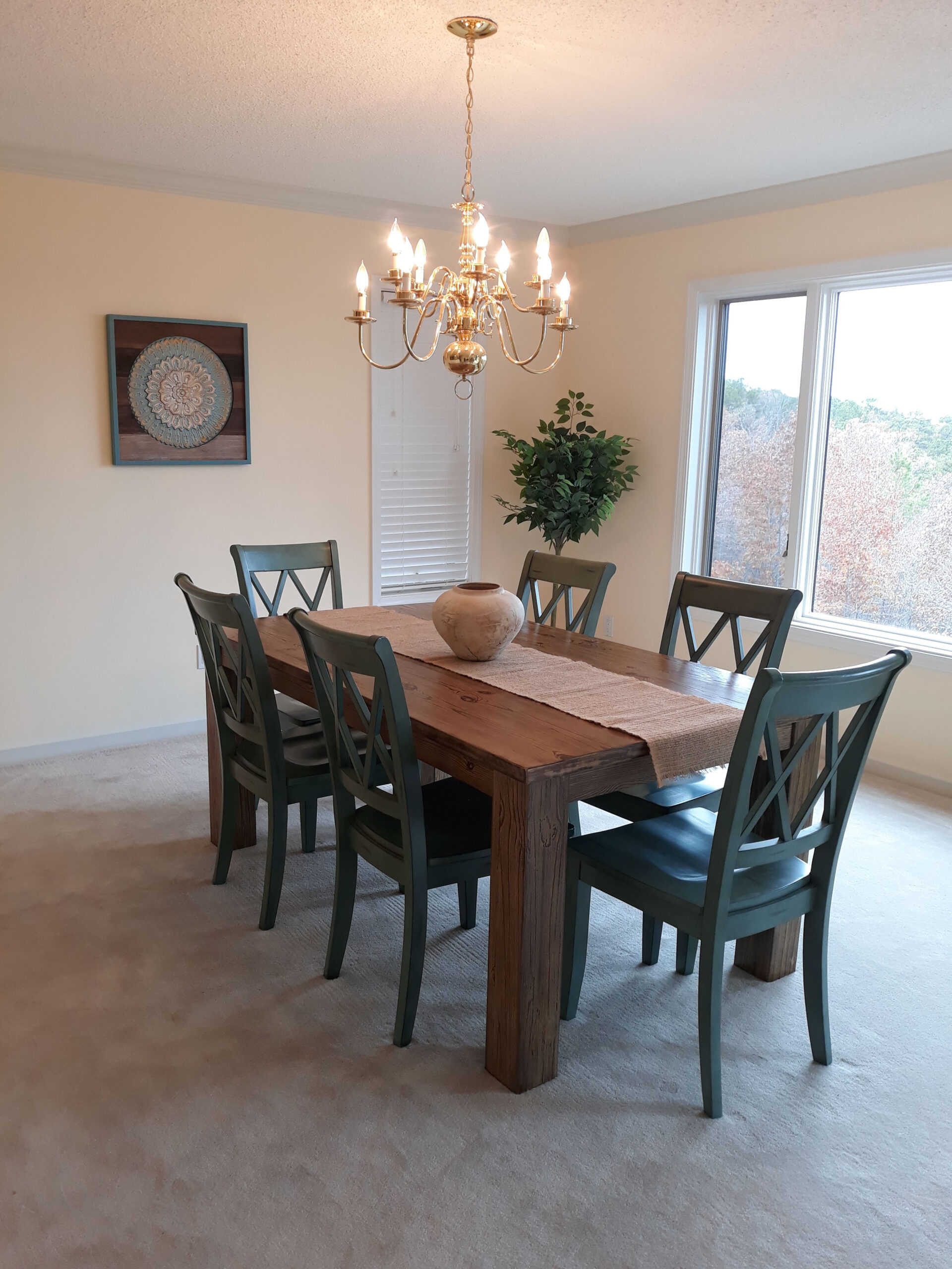 Transform Your Home with the Right Stage Dining Room Table