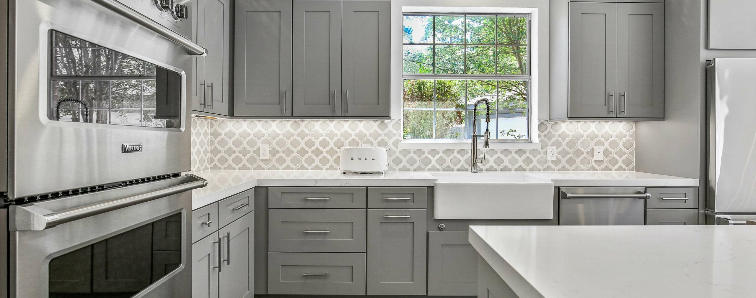 Stunning Grey Kitchen Cabinets And White Countertops Ideas for