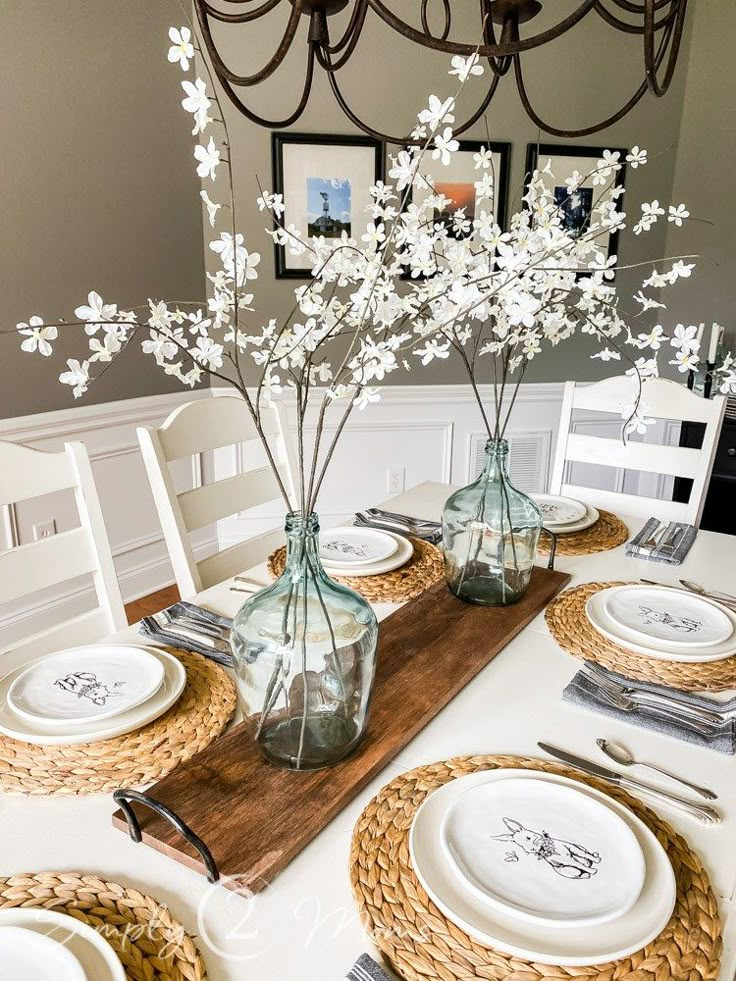 Stunning Modern Centerpiece Dining Table: Elevate Your Dining Experience! in