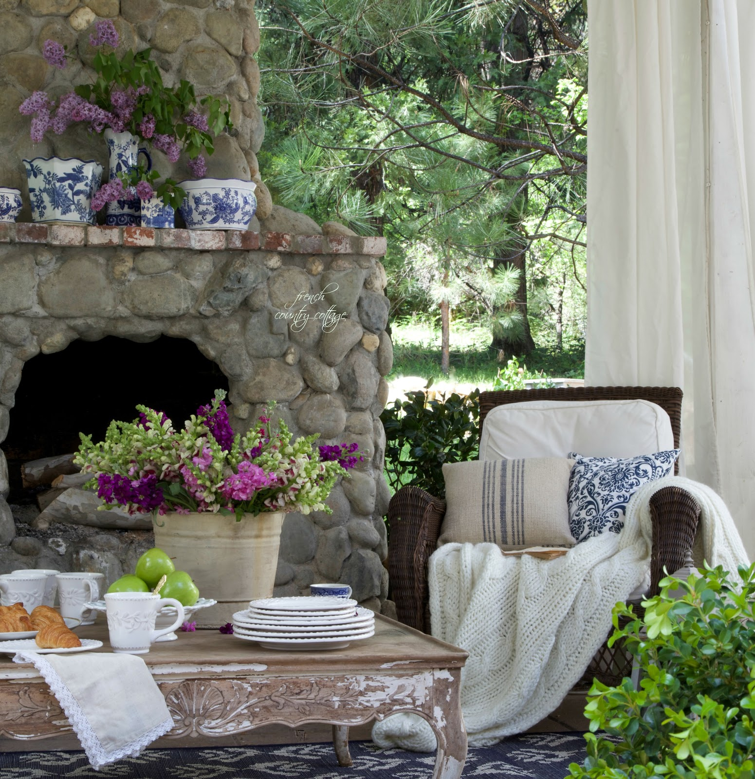Bringing the outdoors in through charming rustic design