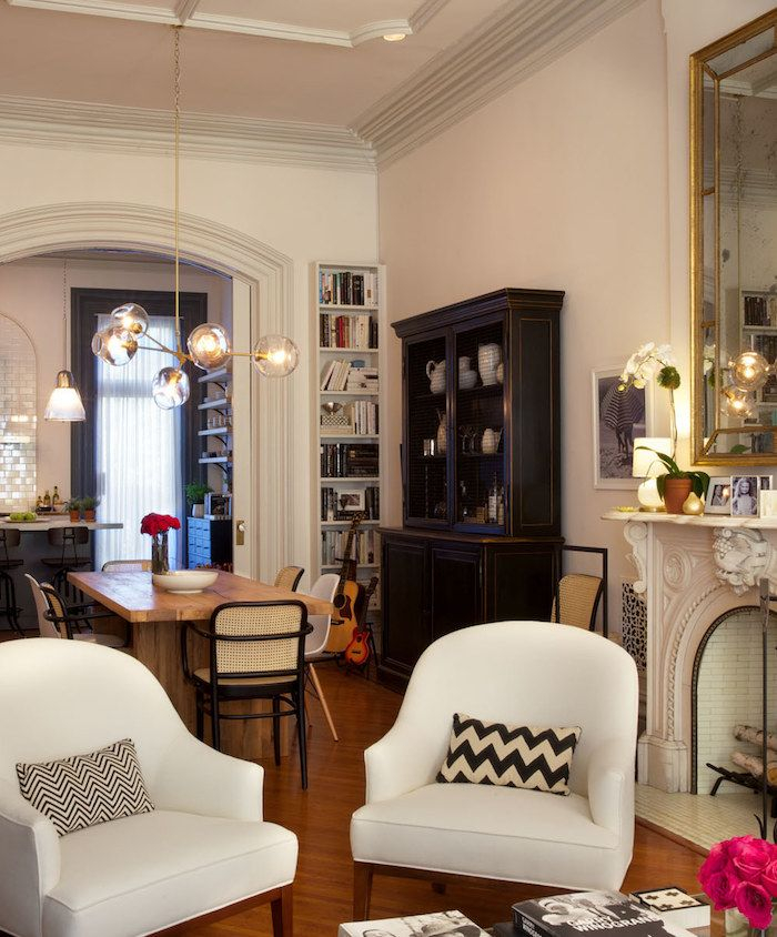 The Intern: Set Design With Nancy Meyers - Black And White Living Room ... with
