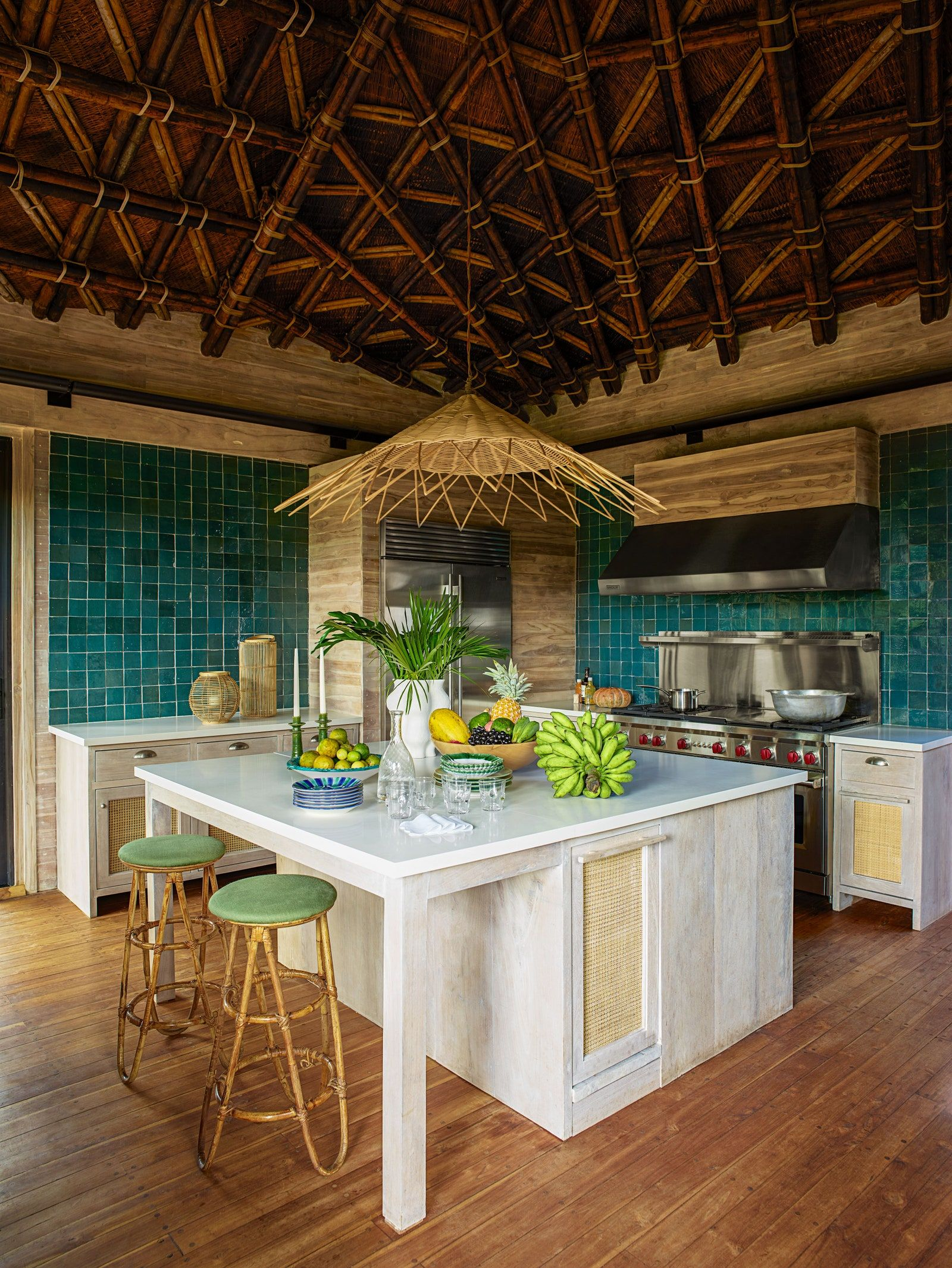 The Art of Indoor Tropical Escapes Simple Design Strategies