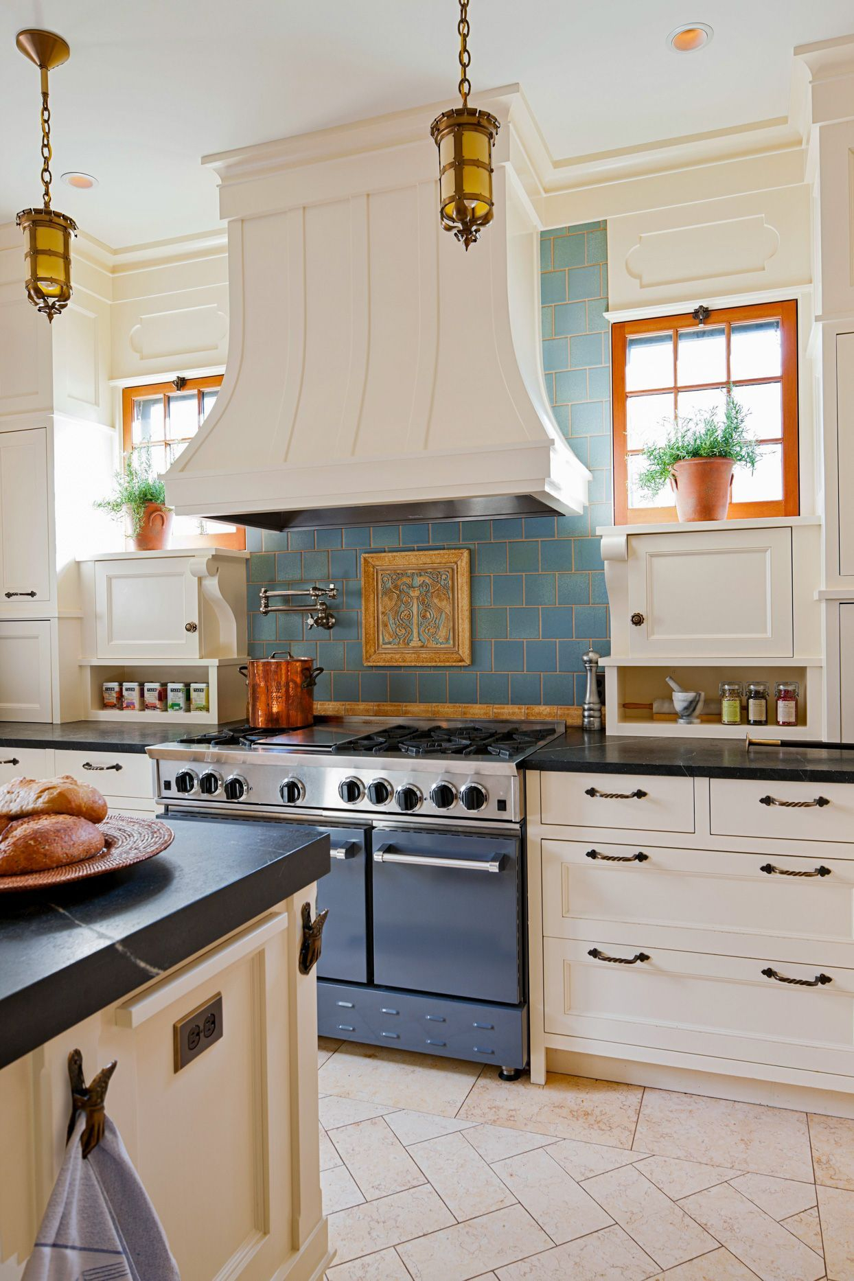 Transform Your Cooking Space With One Of These Stylish Kitchen ... within Transform Your Kitchen with These Stunning Backsplash Ideas
