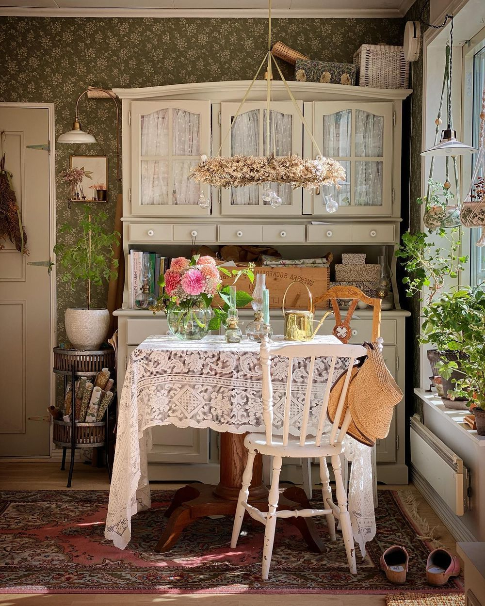 12 Delightful Cottage Living Room Decor Ideas To Cozy Up In regarding Interior Design Ideas Cottage