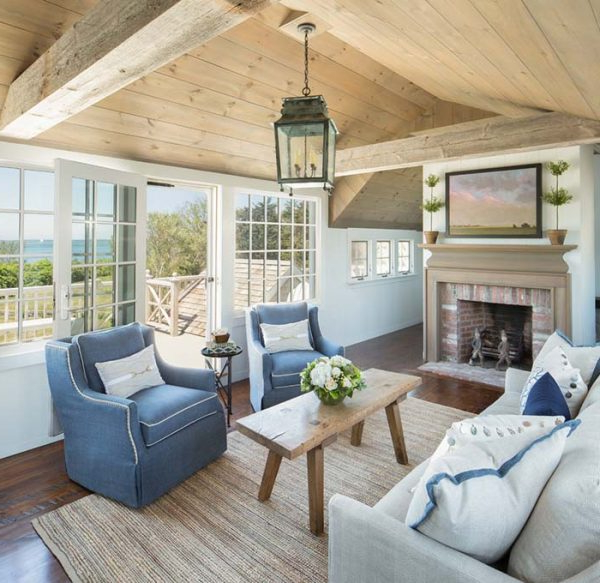 Designing with Nature: Sustainable Beach Interior Solutions for Modern Living