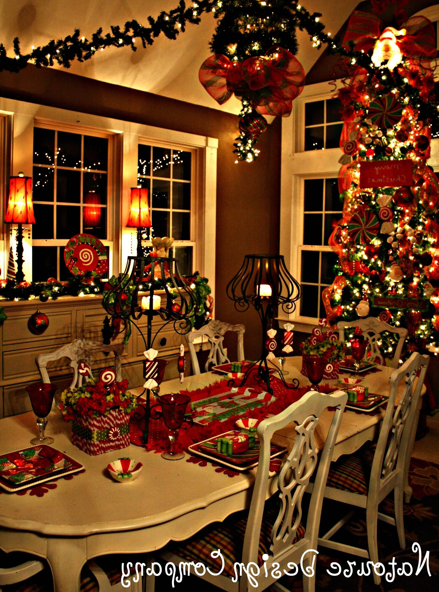 6 Enchanting Christmas Decor Ideas For Your Dining Room Table in Dining Room Table Decor For Christmas