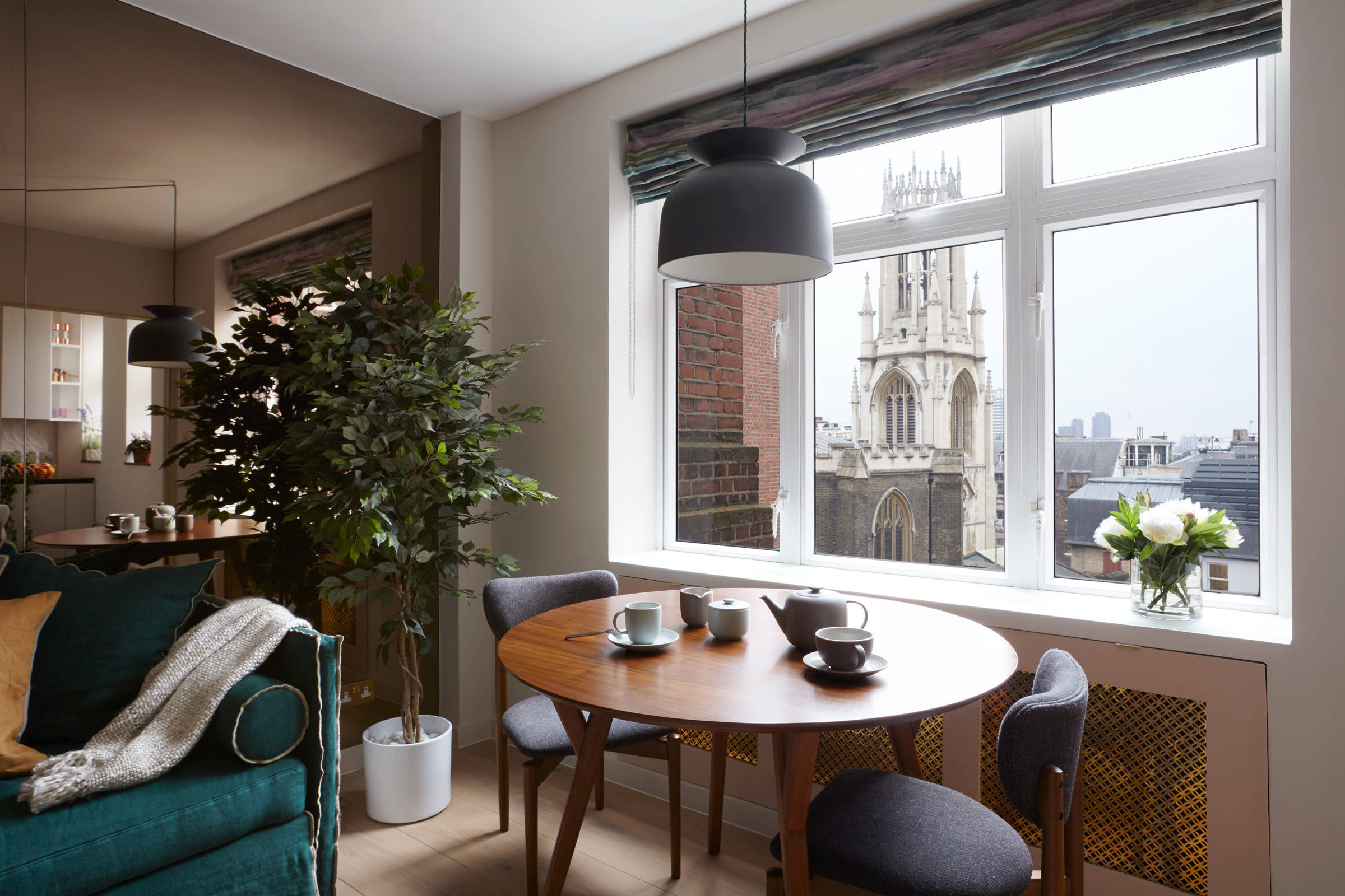 6 Of The Best Small Flat Ideas On Houzz Uk in Transforming dull walls into focal points with creative techniques