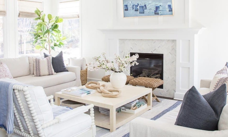 7 Florida Interior Design Ideas For 2023 | The Staging Co with Low-maintenance florida home interior design tips for year-round comfort