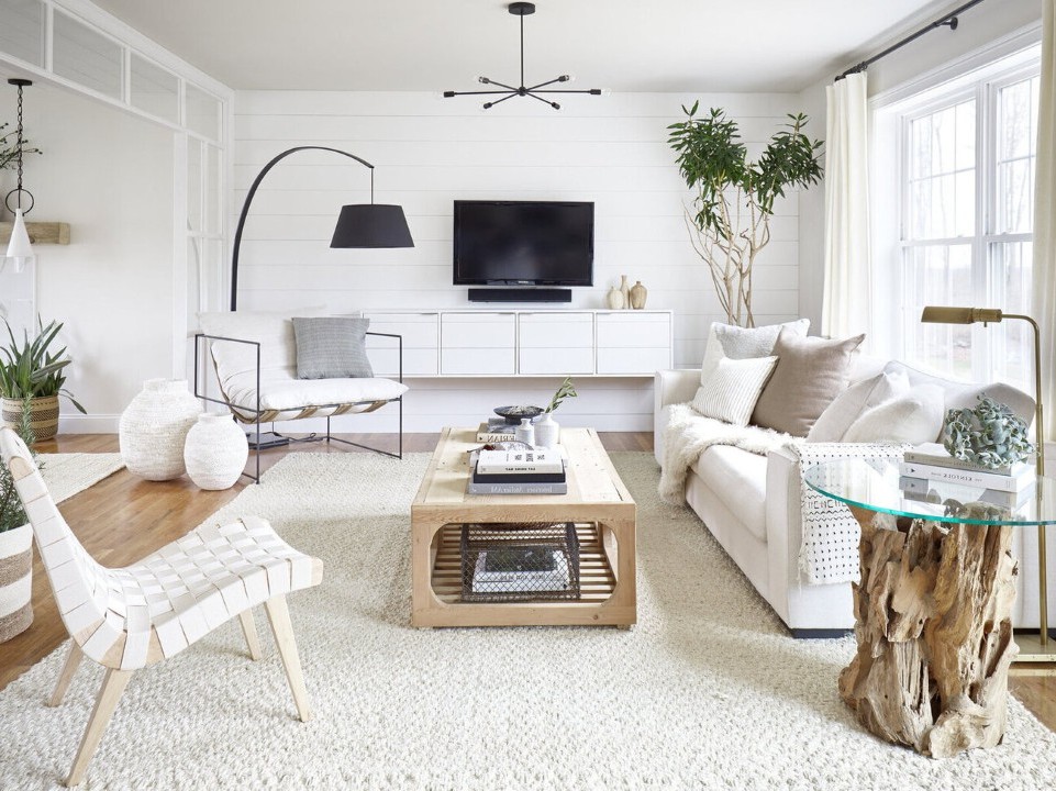 Small Living Room Secrets: Expert Interior Design Tips That Actually Work