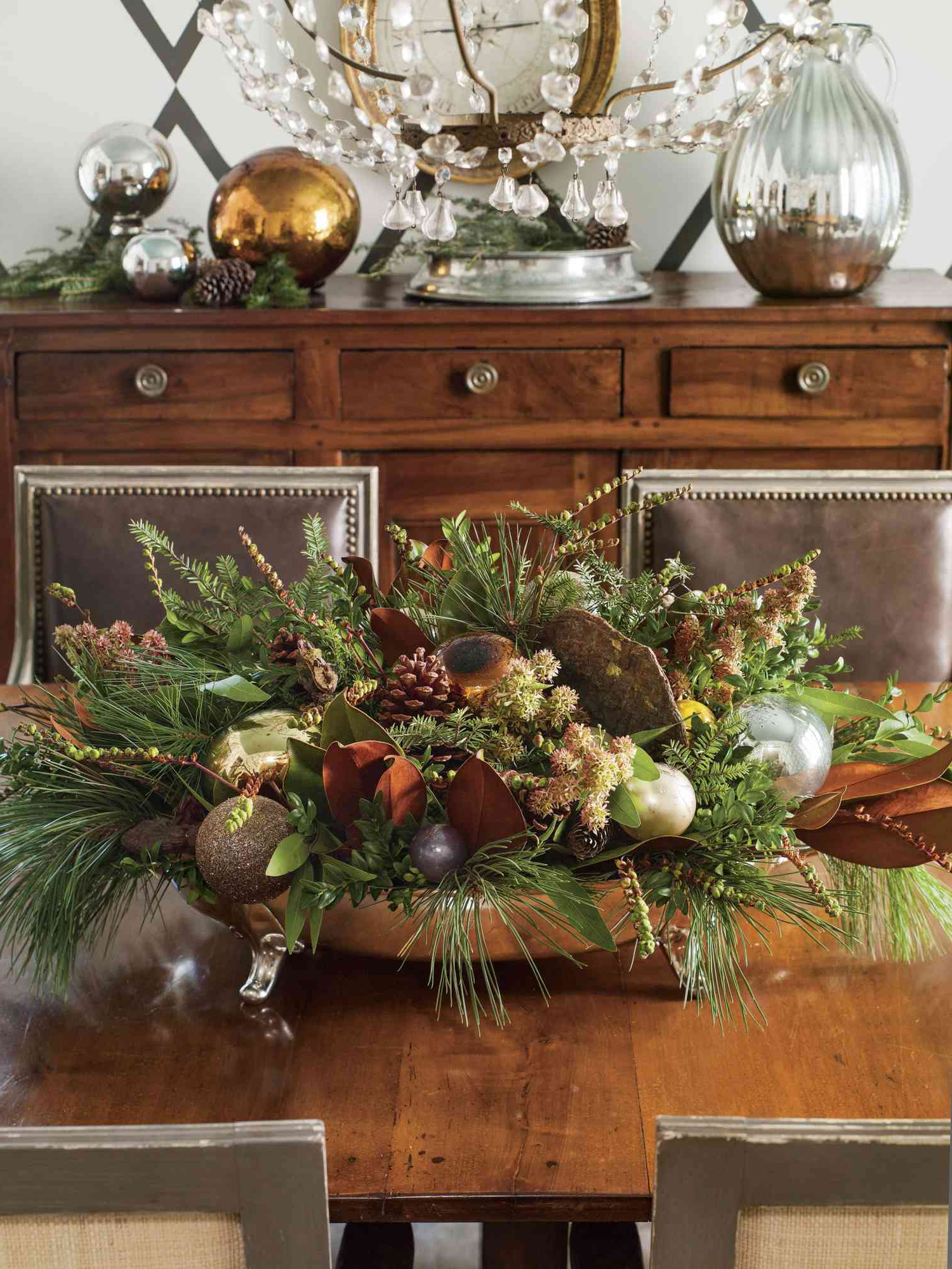 Country Holiday Centerpieces 14 Christmas Centerpiece Ideas For A throughout Dining Room Table Centerpiece Ideas For Christmas
