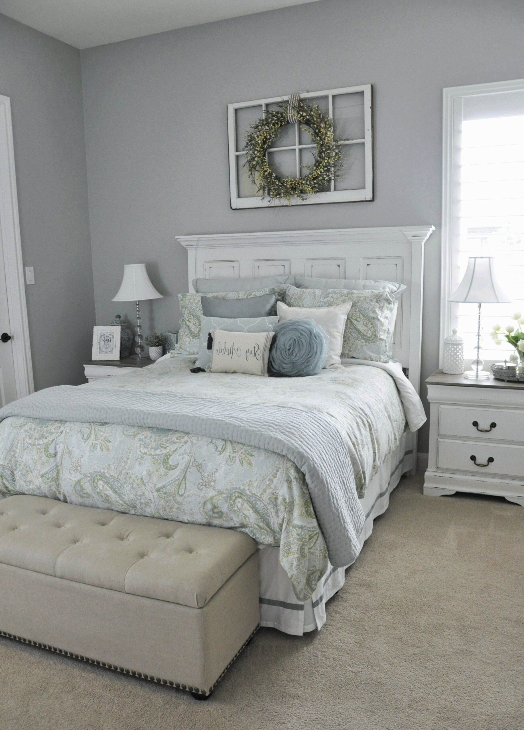 15 Cozy And Inviting Small Guest Bedroom Ideas – Besthomish with Guest Bedroom Design Ideas