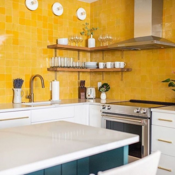 How to Style Your Kitchen Around Bold Yellow Walls