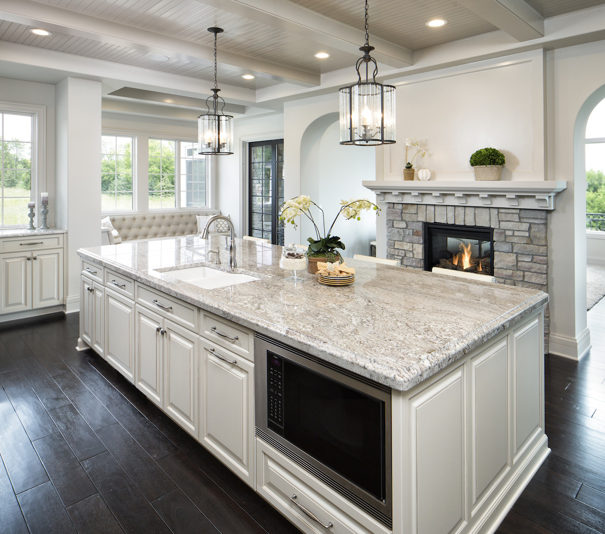 Expert Insights on Modern Kitchen Countertop Trends and Styles