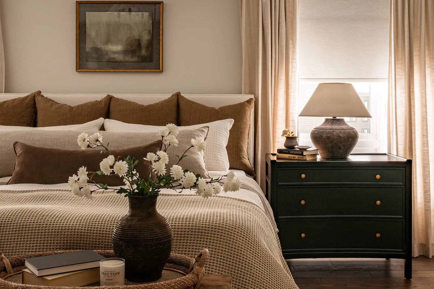 29 Cozy Bedroom Ideas That Feel Warm &amp;amp; Inviting with regard to Cozy Bedroom Design Ideas