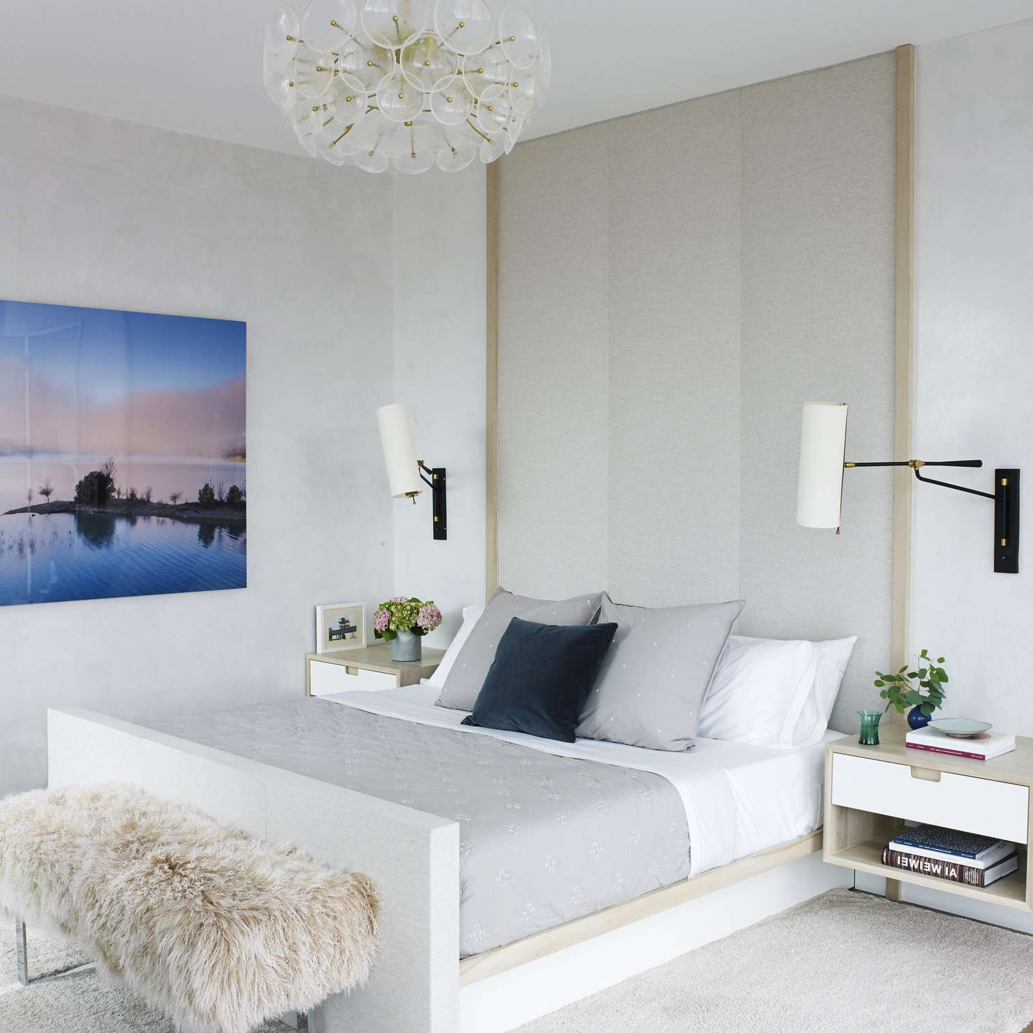 30 Minimalist Bedroom Ideas That Will Inspire You To Declutter with Minimalist Bedroom Ideas For Small Rooms