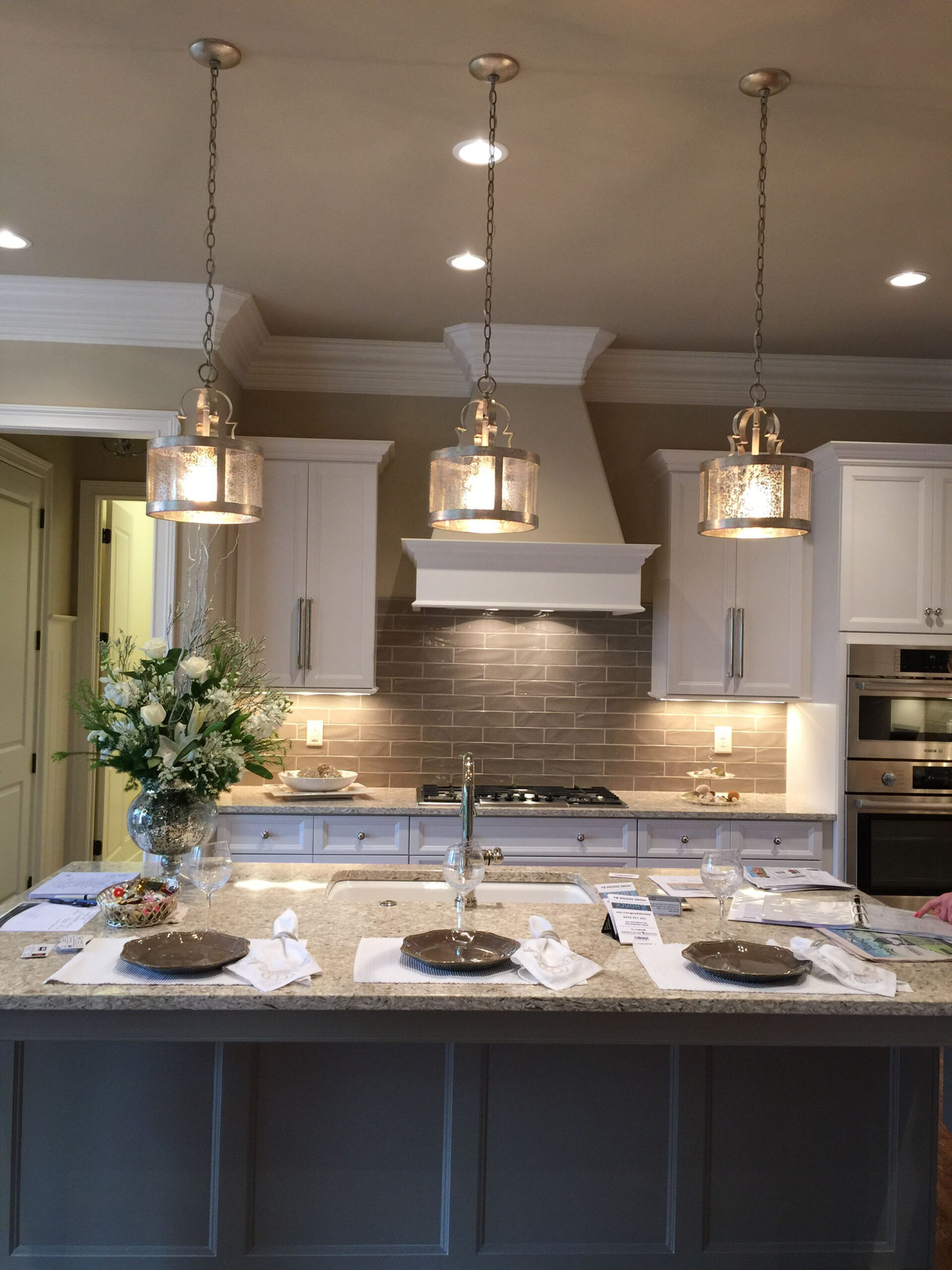 Understanding the Essentials of Contemporary Kitchen Island Illumination