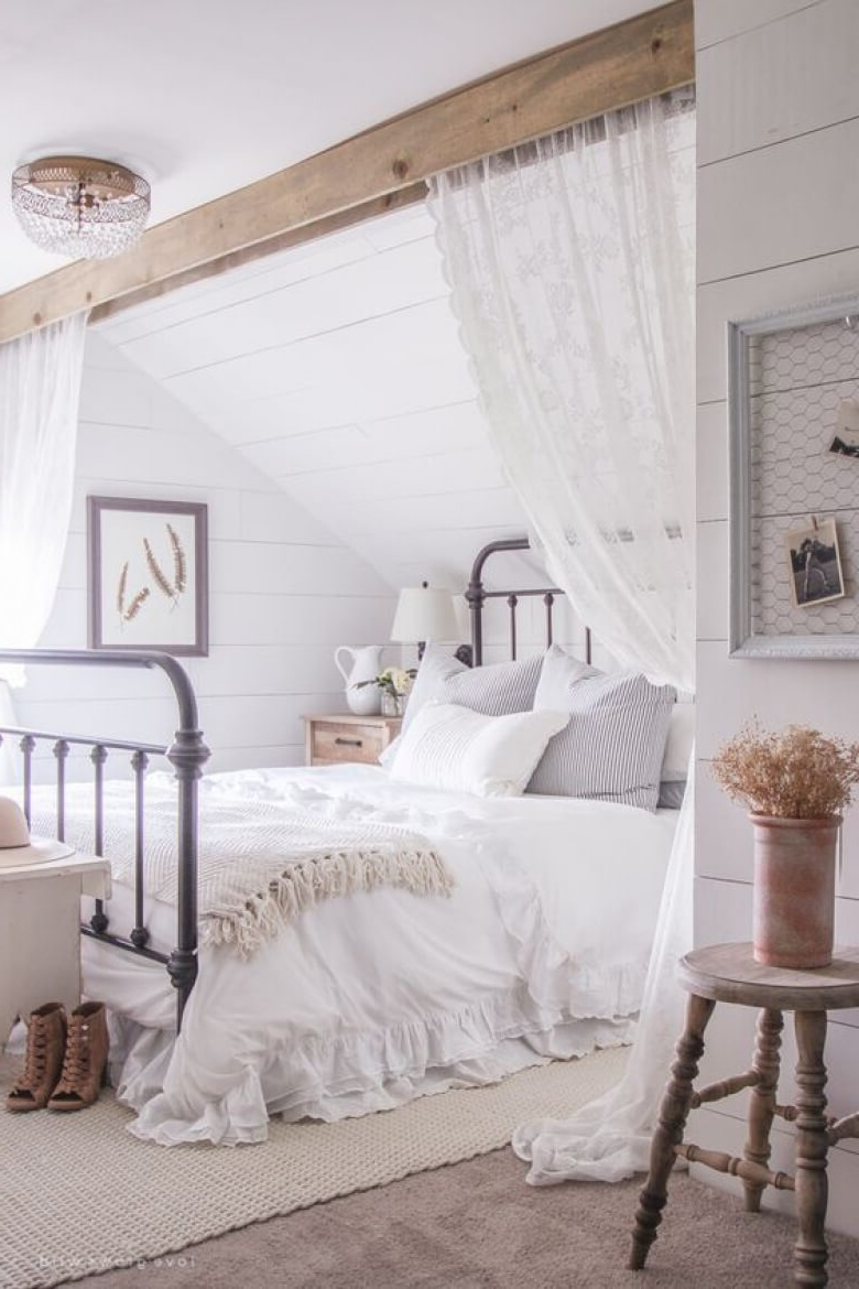 39 Best Farmhouse Bedroom Design And Decor Ideas For 2017 with regard to How to Achieve Perfect Farmhouse Bedroom Balance and Comfort