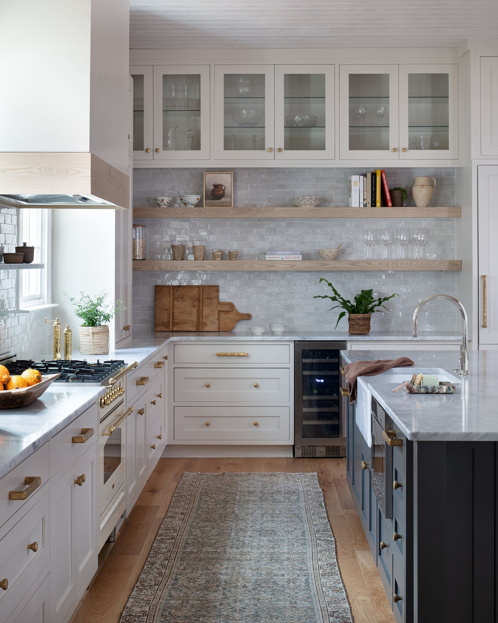 39 Kitchen Cabinet Design Ideas To Give Your Space An Ultimate Makeover ... regarding Kitchen Ideas Cabinets