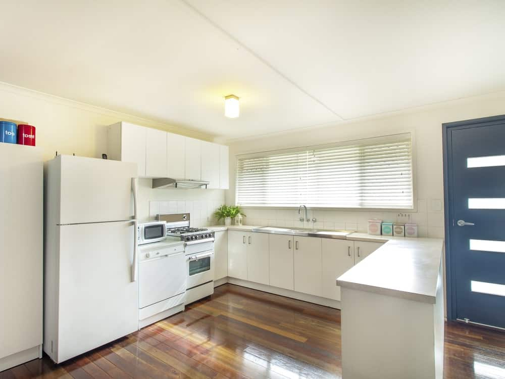 65 Kitchens With White Appliances (Photos) - Home Stratosphere pertaining to Modern Kitchen With White Appliances