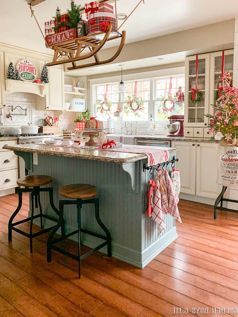 Christmas Decorating Ideas For Kitchen Cabinets | The Cake Boutique for Kitchen Ideas For Christmas
